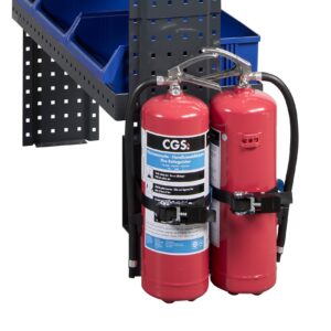 E-Flex kaasupulloteline pakettiautoon 2 pullolle 6 kg jauhesammuttimet asennettuna hyllyn takapäätyyn