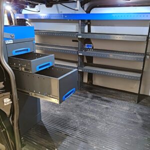 127 CM PÄÄDYSTÄ AUKEAVA HYLLYKKÖ / LAATIKOSTO AVOHYLLYLLÄ KORKEUS 107 CM