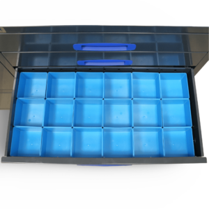 Vetolaatikkosisusta 18 purkkia