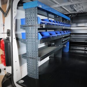 Toyota Proace pakettiauton hyllykkö