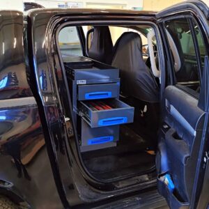 Ford Ranger vetolaatikosto-ohjaamon-taakse