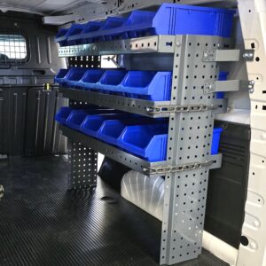 Opel Combo hylly pakettiautoon